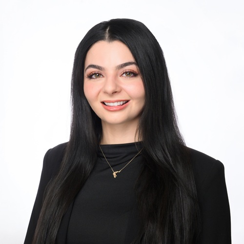 Stephanie Yianitsas | Physician Associate